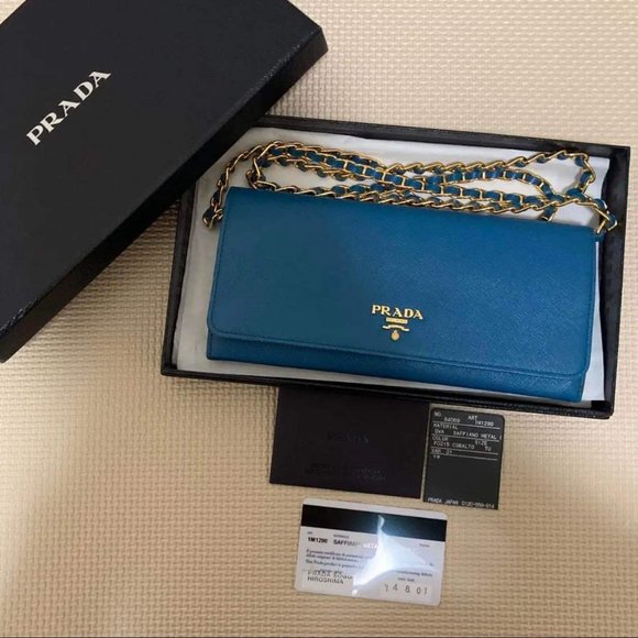 Prada Saffiano Wallet on Chain - Picture 1 of 7